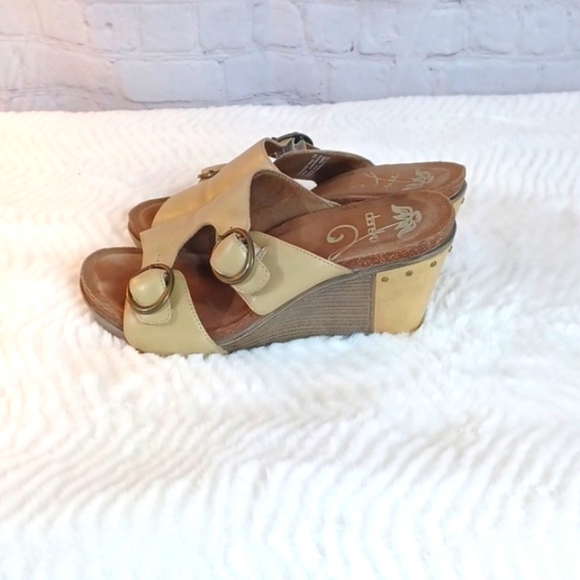 DANSKO Womans Tan Leather Studded  Platform Buckle Shoes 38=6 M New‎ NoTags - Picture 6 of 10